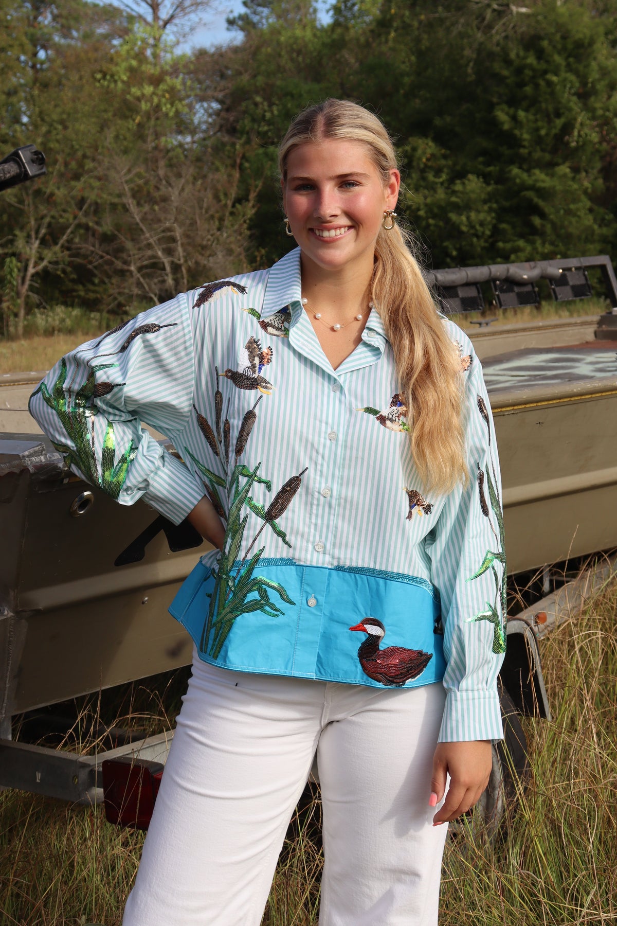 Queen of Sparkles Striped Ducks in Pond Button Up