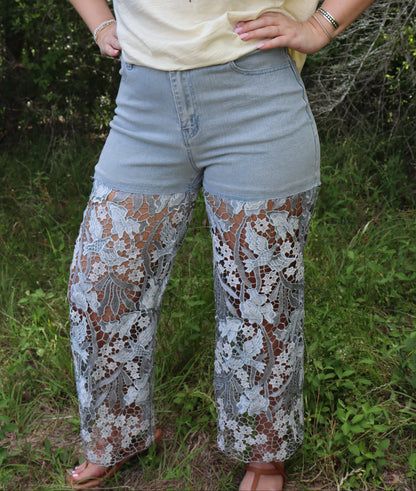 Cutoff Lace Jeans