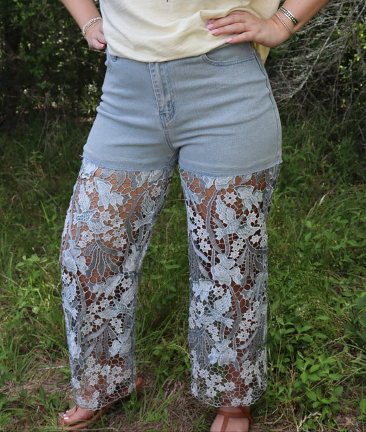 Cutoff Lace Jeans